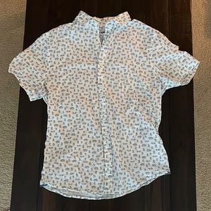 Express Men’s Slim Soft-Wash Button-Down Shirt - Cactus Print - Sz M
